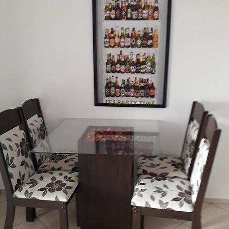 Apartamento Orquidea 坎波斯多斯戈塔卡兹 外观 照片